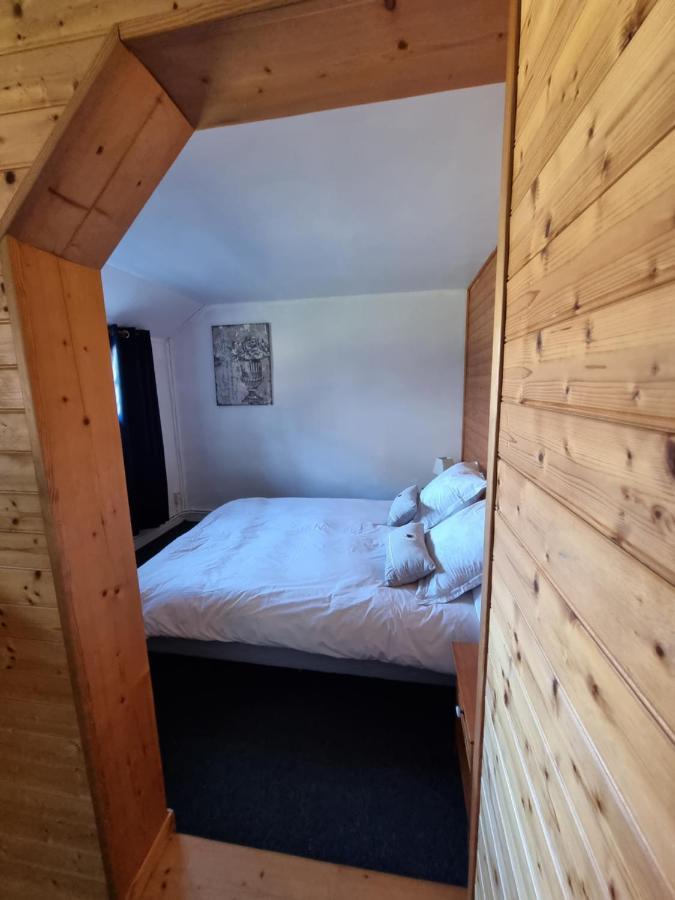 Dans Grande Demeure Au Calme Apartment Auzebosc